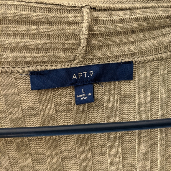 Gray Cardigan - Picture 2 of 2